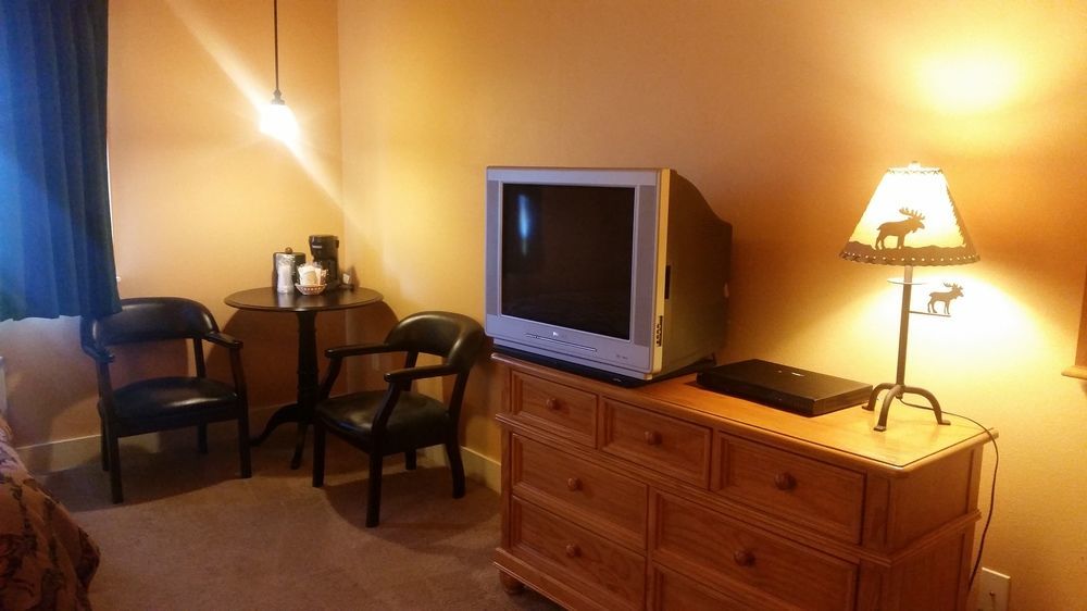 Teton Valley Motel Виктор Экстерьер фото